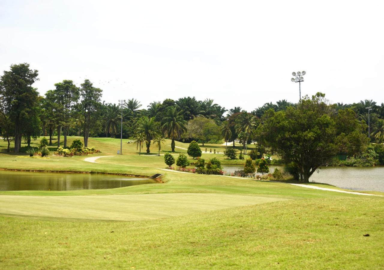 Tanjung Puteri Golf And Resort Malaysia Pasir Gudang Extérieur photo